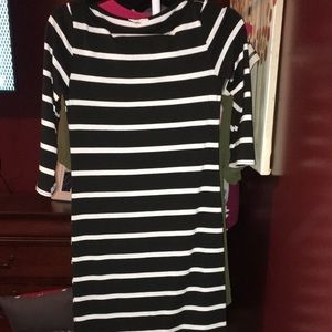 Black and white striped quarter sleeve dress!